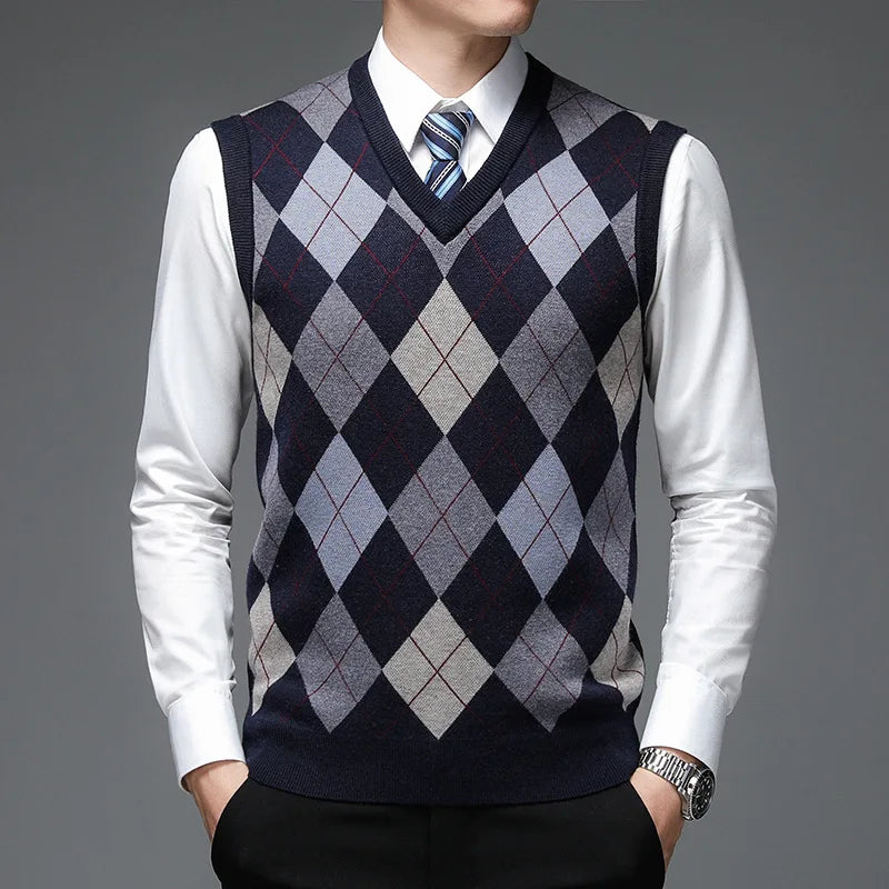 Men’s Sleeveless Knit Sweater Vest – Warm Casual Fit for Autumn & Winter