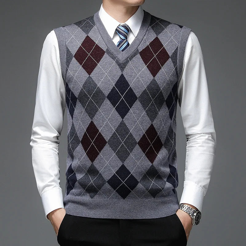 Men’s Sleeveless Knit Sweater Vest – Warm Casual Fit for Autumn & Winter